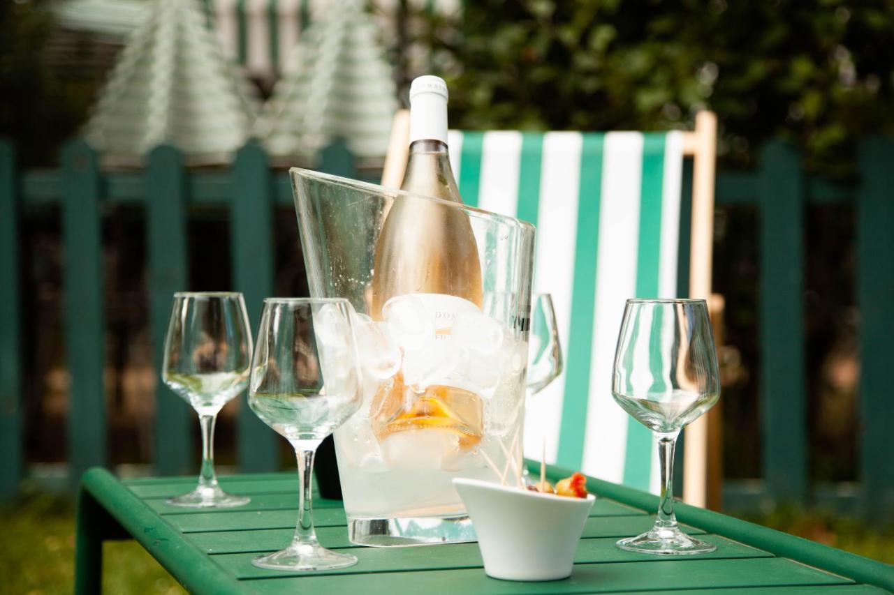 Le Fruit Defendu Hotel Rueil-Malmaison Luaran gambar