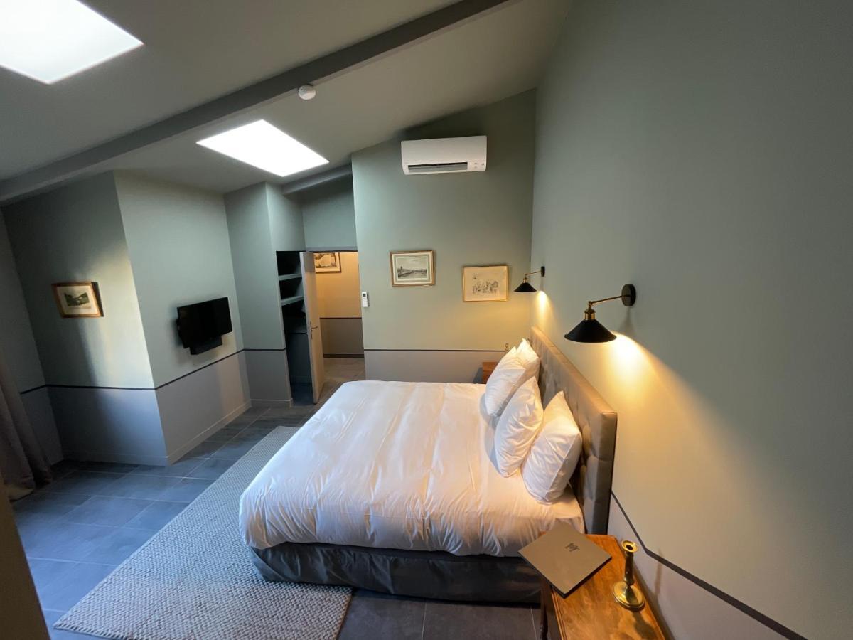 Le Fruit Defendu Hotel Rueil-Malmaison Bilik gambar